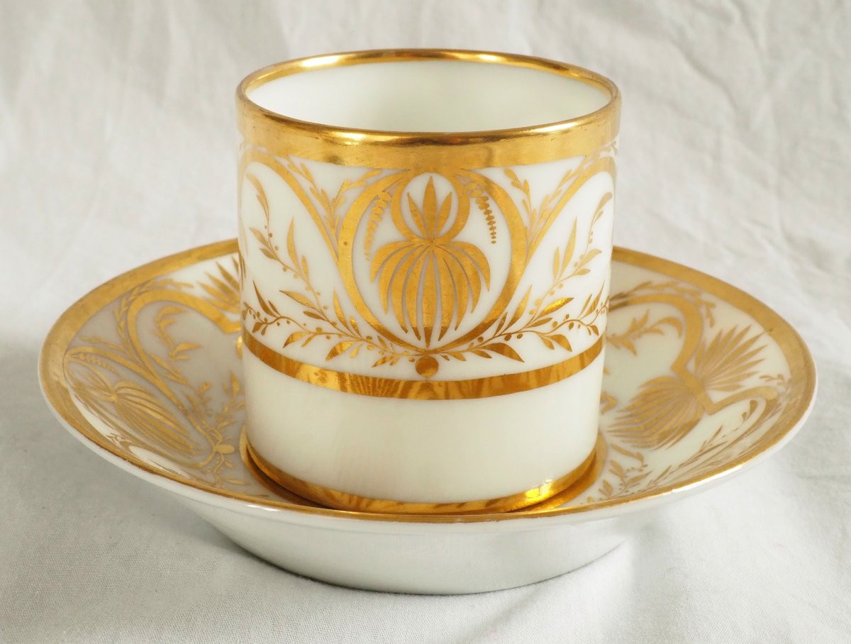 Darte, Attributed To - Empire Period Litron Cup - White And Gold Porcelain-photo-4