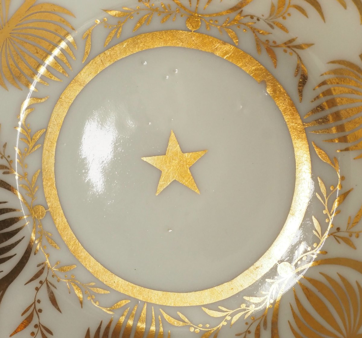Darte, Attributed To - Empire Period Litron Cup - White And Gold Porcelain-photo-2