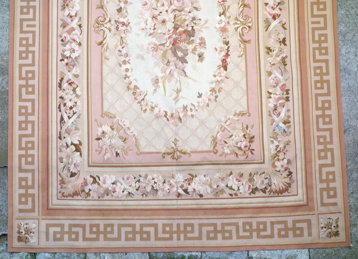 Grand tapis d'Aubusson de style Louis XVI, époque Napoléon III - 342cm x 250cm-photo-3
