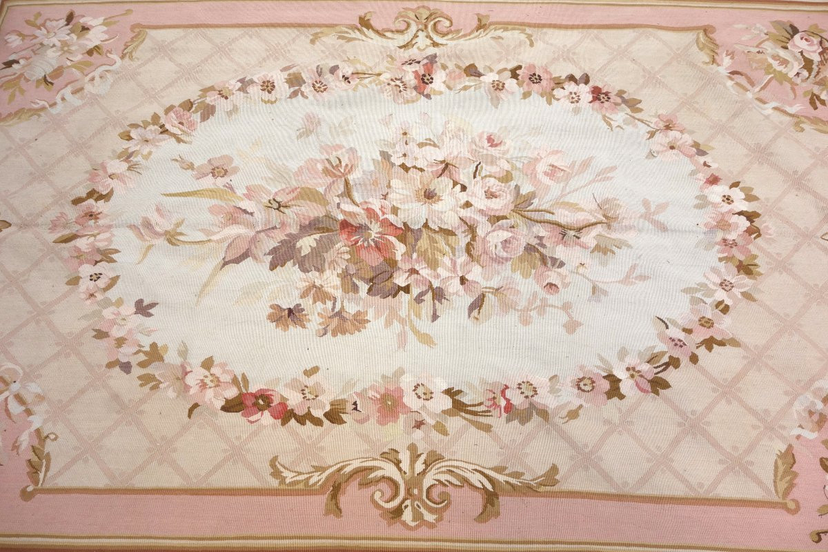 Grand tapis d'Aubusson de style Louis XVI, époque Napoléon III - 342cm x 250cm-photo-4
