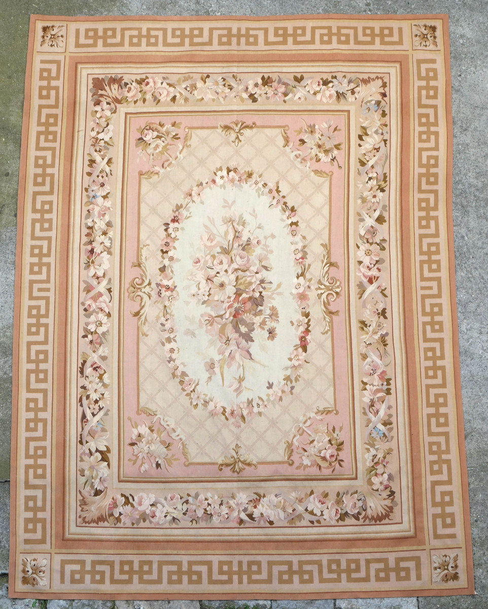 Grand tapis d'Aubusson de style Louis XVI, époque Napoléon III - 342cm x 250cm
