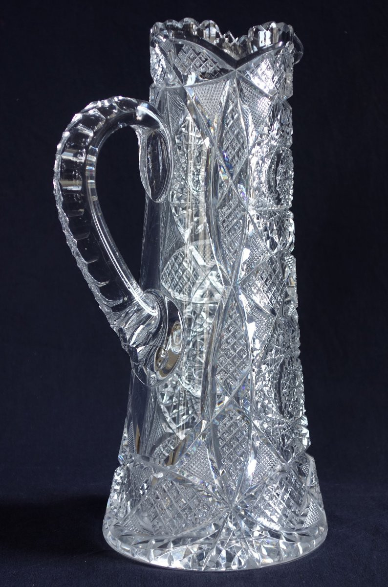 Canette, broc, carafe en cristal de Baccarat richement taillé vers 1900-photo-1