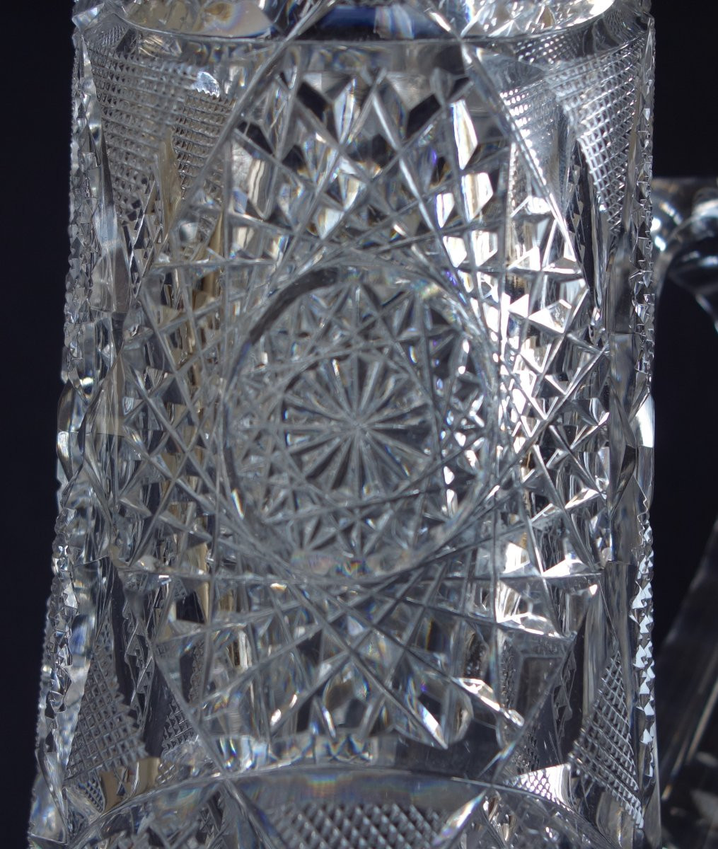 Canette, broc, carafe en cristal de Baccarat richement taillé vers 1900-photo-4