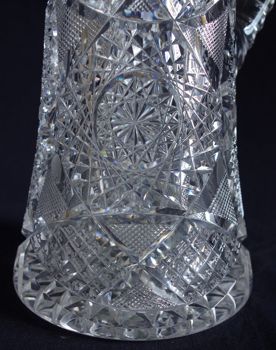Canette, broc, carafe en cristal de Baccarat richement taillé vers 1900-photo-5