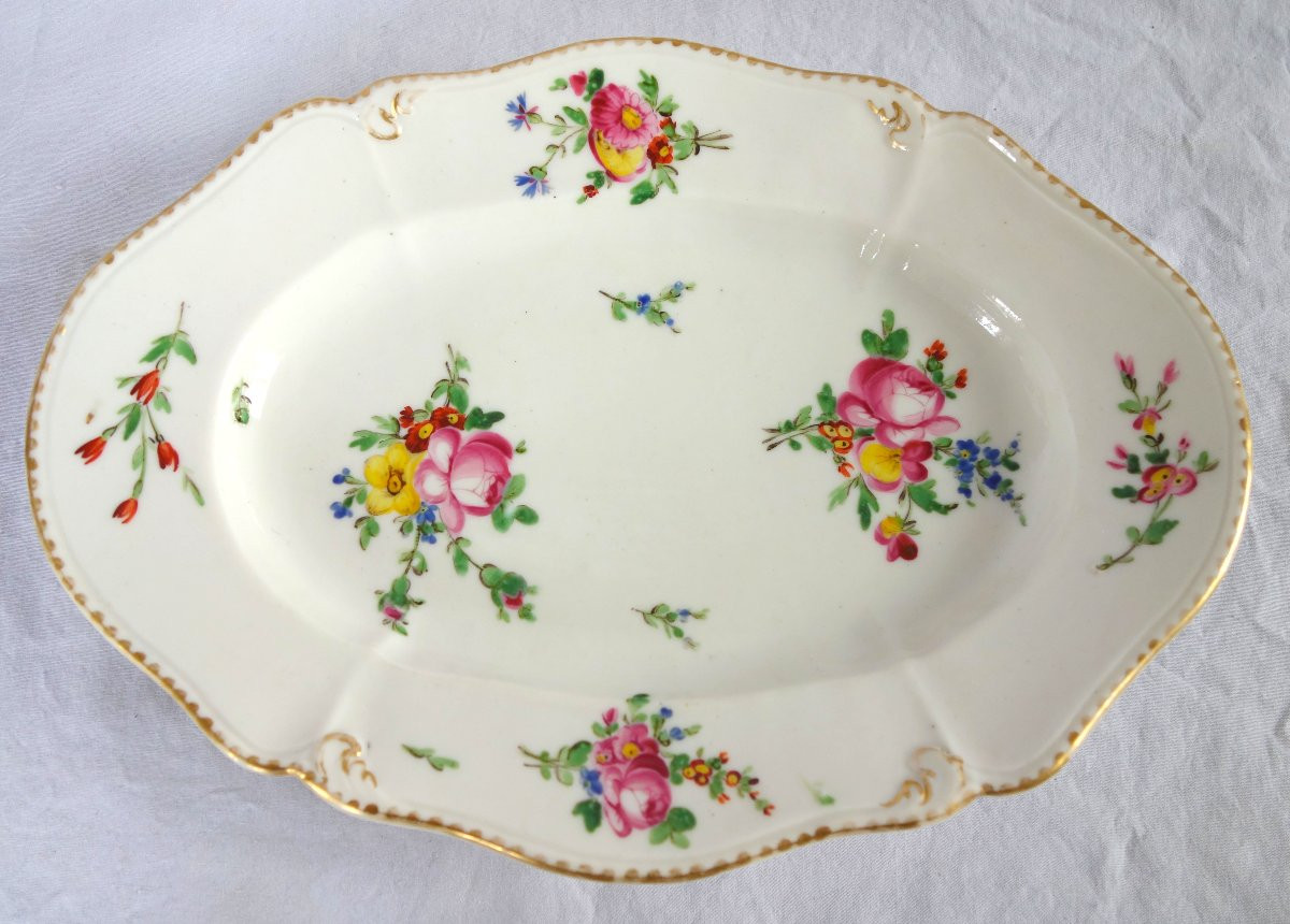 Manufacture De La Reine, Attributed To - 18th Century Porcelain Dish With Polychrome And Gold Floral Decoration-photo-3