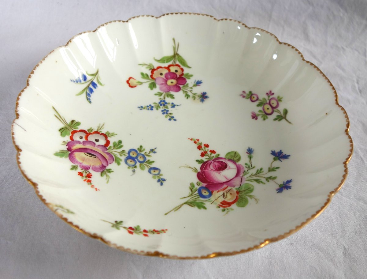 Coupe compotier en porcelaine d'époque Louis XVI attribuée à la Manufacture du duc d'Angoulême-photo-4
