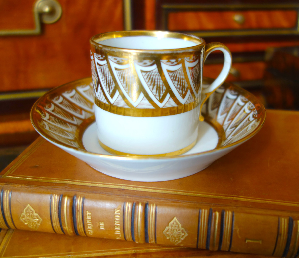 Dagoty Attributed To - Empire Period Litron Cup - White And Gold Porcelain