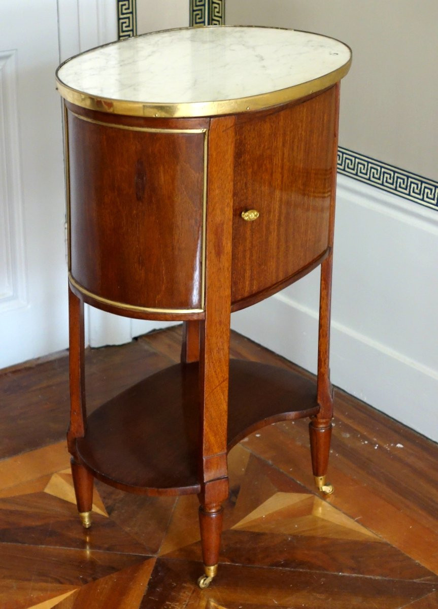  Louis XVI Period Mahogany Coffee Table Or Bedside Table, Late 18th - Early 19th Century-photo-3