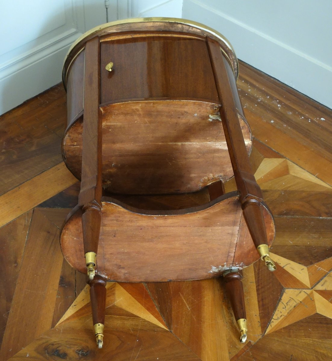   Louis XVI Period Mahogany Coffee Table Or Bedside Table, Late 18th - Early 19th Century-photo-5