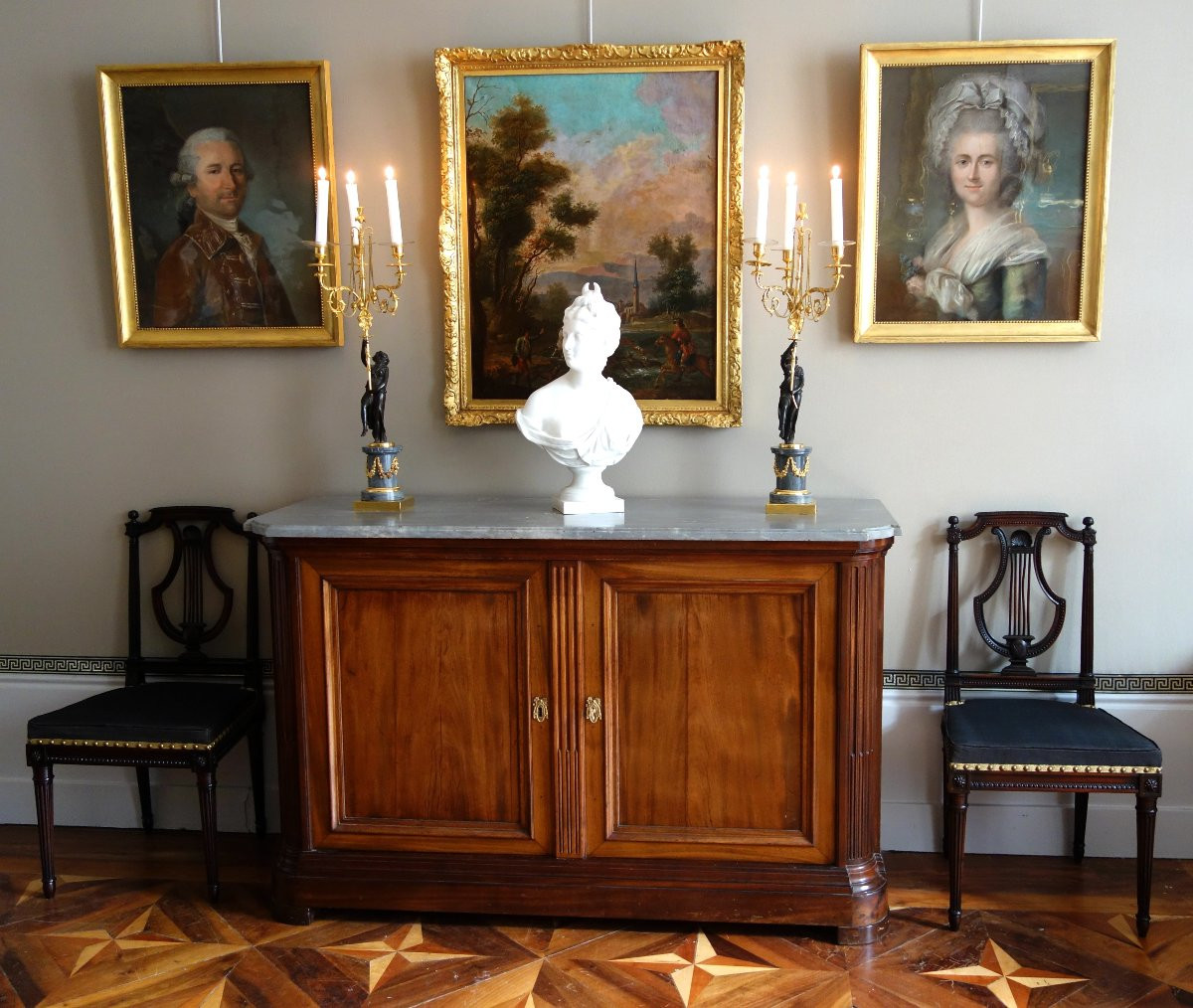 Buffet de chasse Parisien en acajou d'époque Louis XVI dans le goût d'Etienne Avril-photo-8