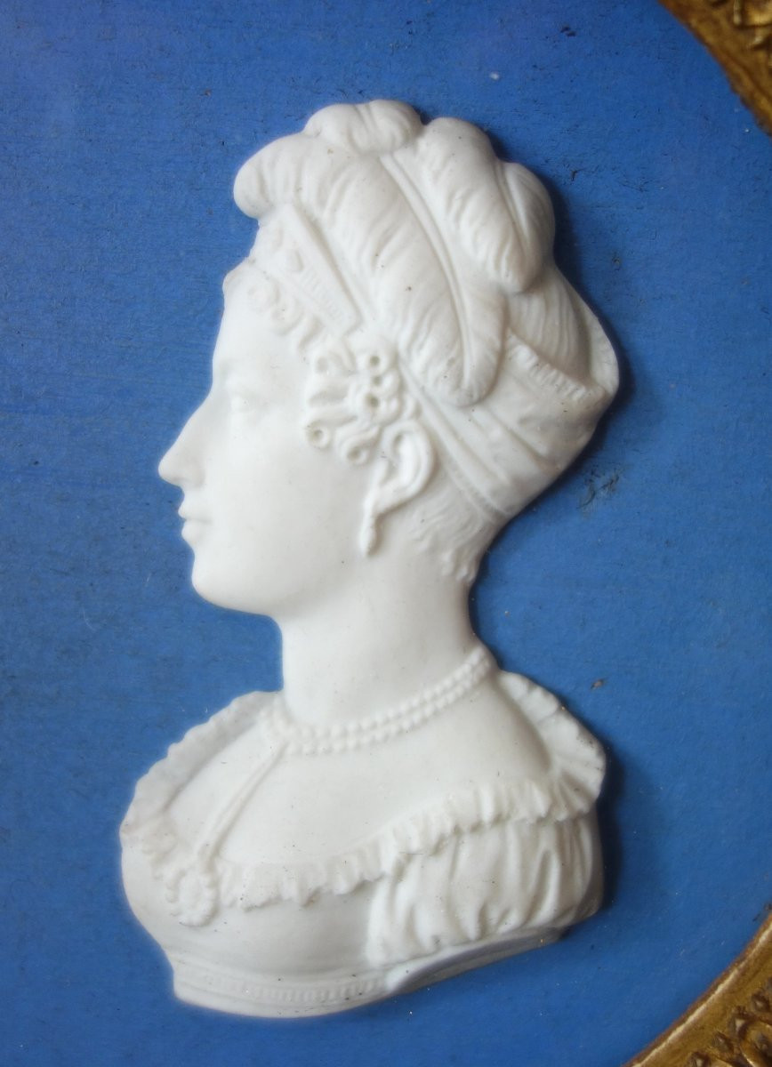 Manufacture De Sèvres - Pair Of Portraits Of The Duchesses Of Angoulême And Berry Wedgwood Style-photo-1