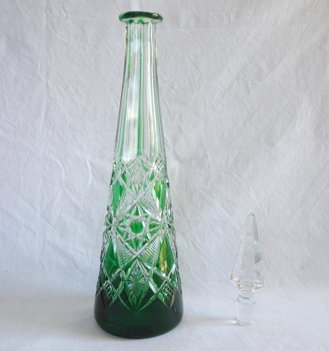 Baccarat: Rhine Wine Decanter In Green Overlay Crystal, Lagny Model - 42cm-photo-3