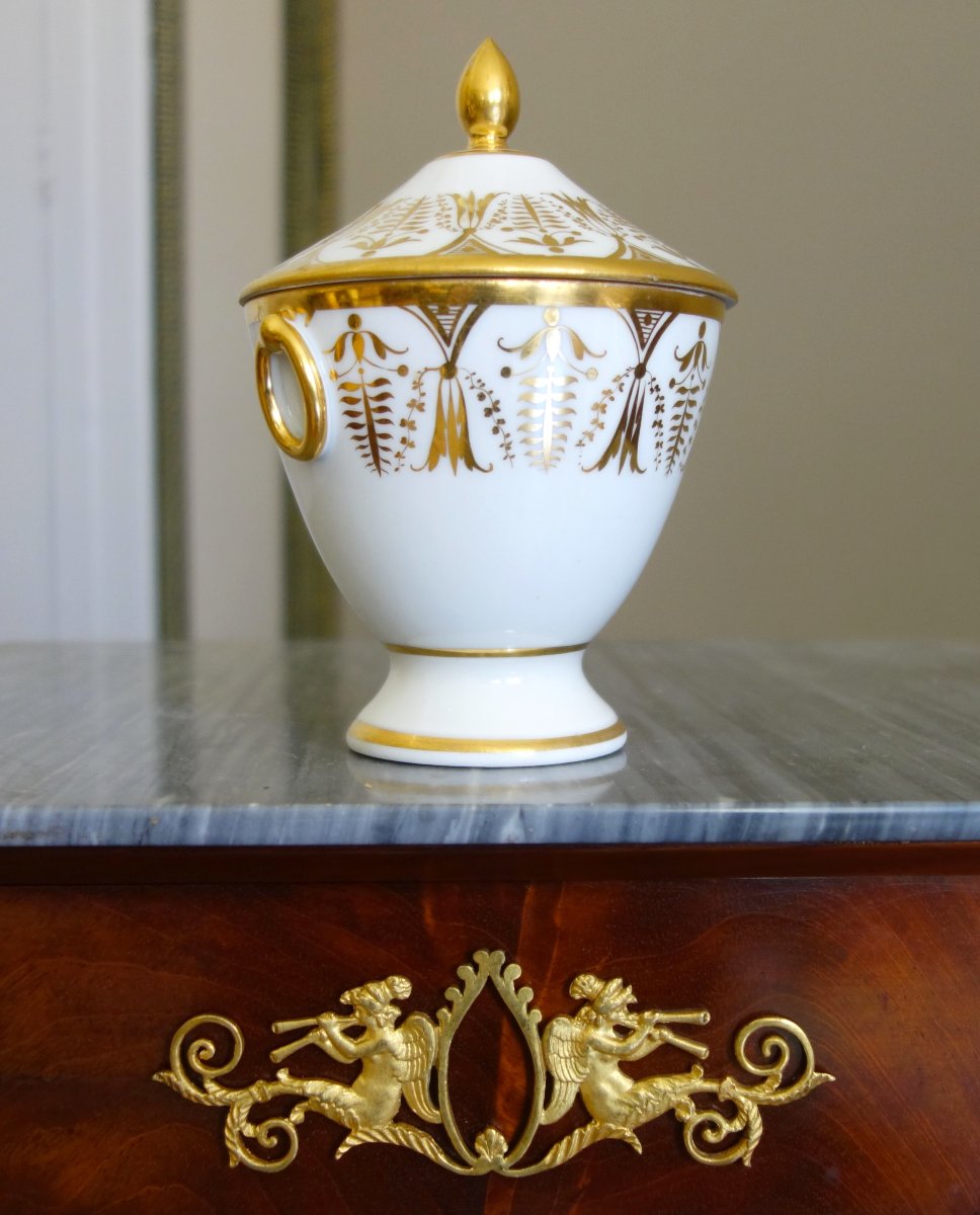 White And Gold Empire-style Porcelain Sugar Bowl And Candy Dish