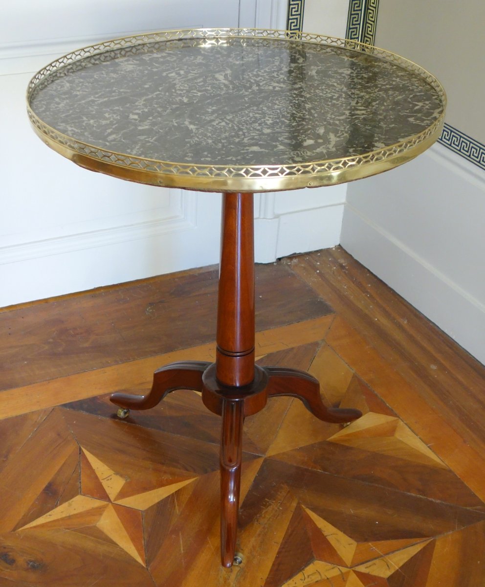 Louis XVI-era Tilting Side Table Made Of Solid Mahogany And Marble
