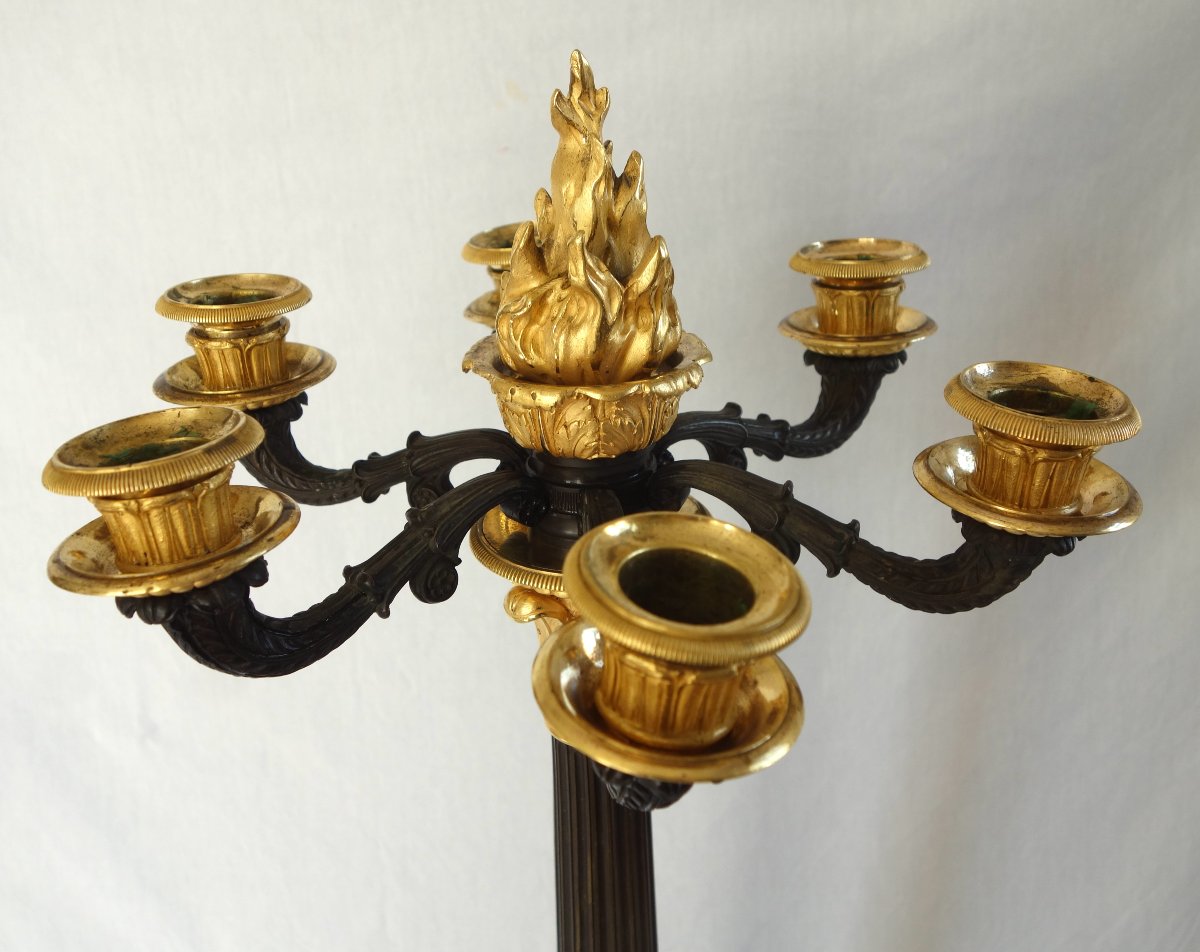 Pair Of Large 6-light Candelabras In Patinated And Mercury-gilded Bronze From The Empire And Restoration Periods-photo-4