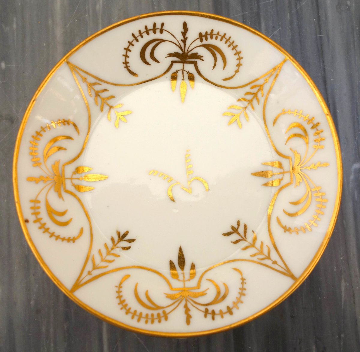 Vintage "litron" Cup From The Consulate Period, Attributed To Darte—white And Gold Porcelain-photo-6
