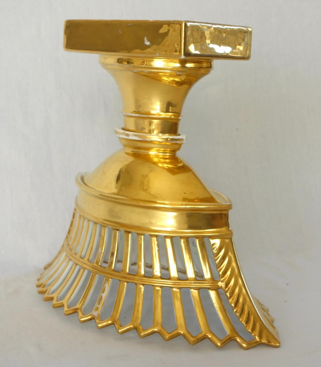 Coupe ajourée de forme navette, porcelaine de Paris dorée à l'or, époque Empire / Restauration-photo-4