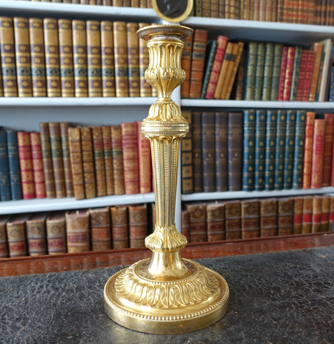 Feuchère: Antique Louis XVI-era Candlestick In Chiseled And Gilded Bronze, Used As A Lamp: Fontainebleau-photo-3