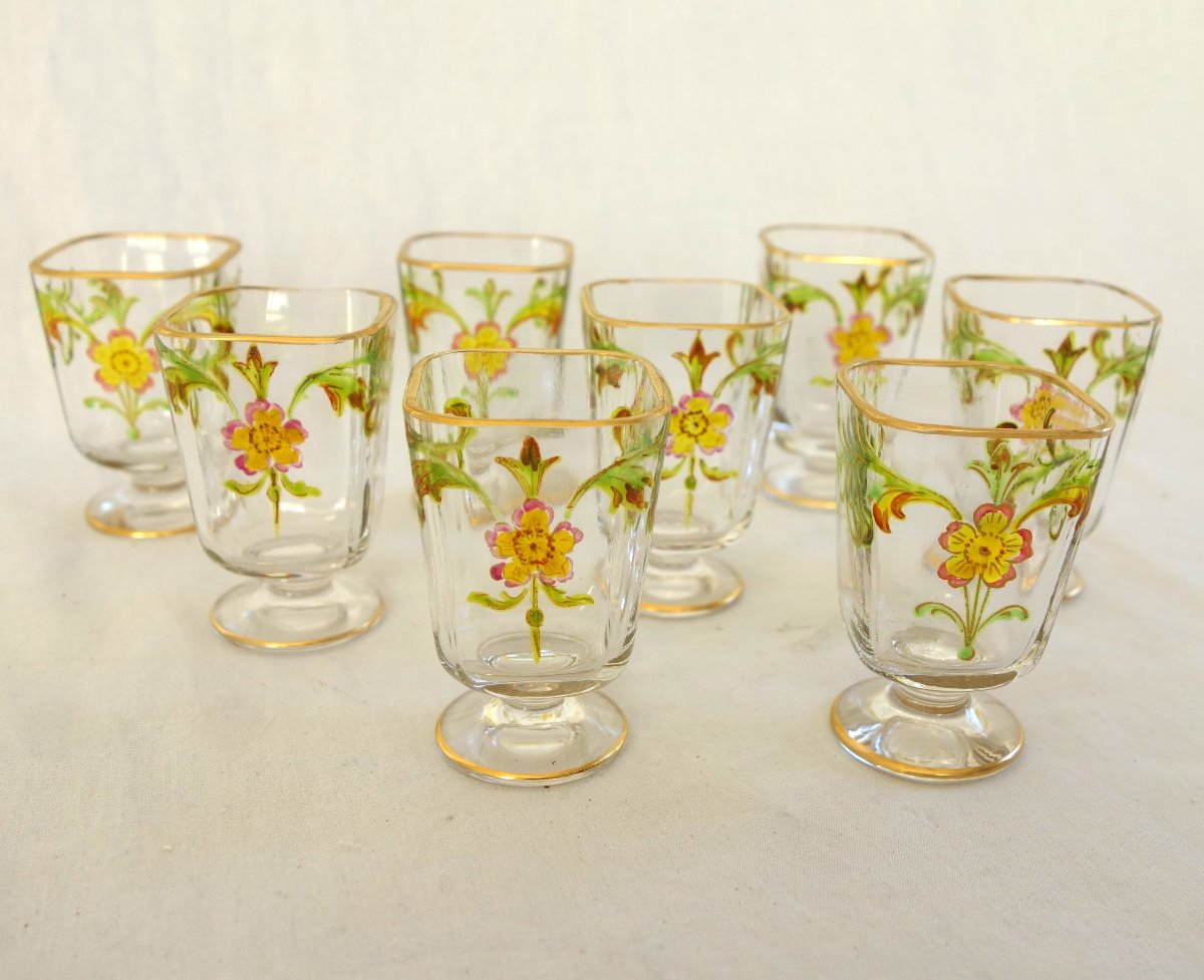 Baccarat : suite de 8 verres à liqueur en cristal doré et émaillé - modèle églantier-photo-4