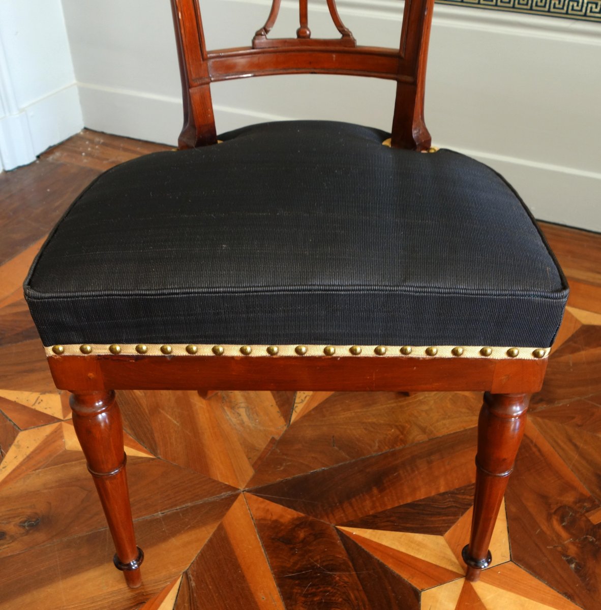 Jean Baptiste Demay - paire de chaises d'époque Directoire en acajou recouvertes de crin cheval-photo-6