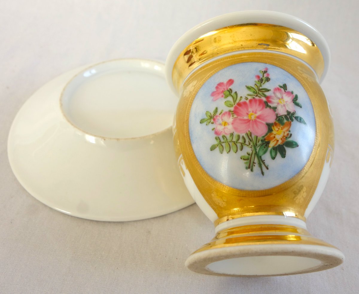 Oval Paris Porcelain Coffee Cup With Rich Floral And Gold Decoration From The Charles X Period—1820-photo-2
