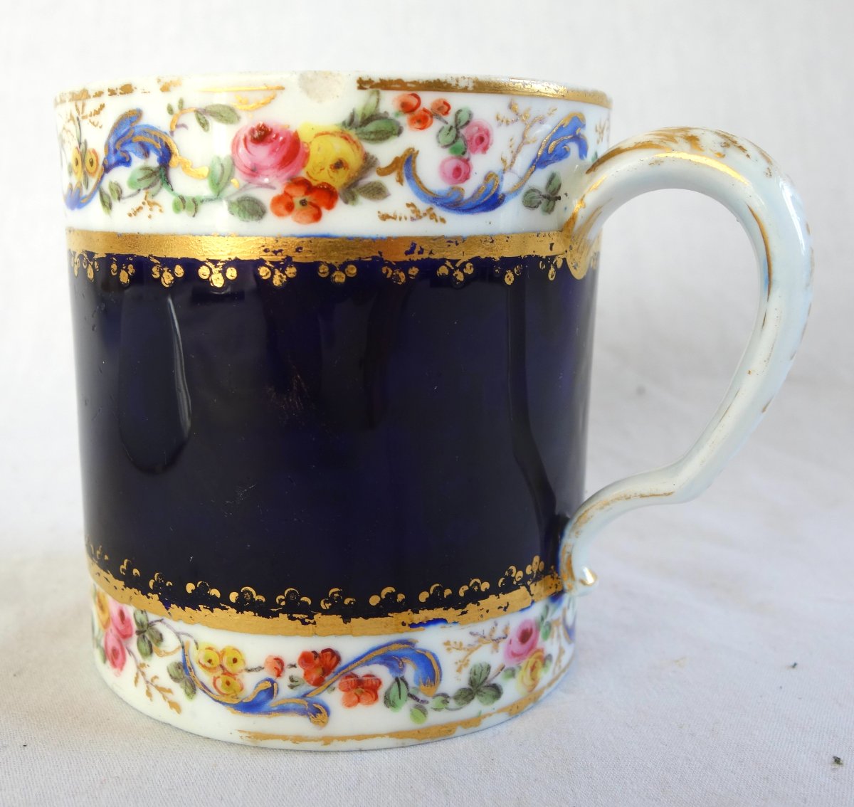 Sèvres Porcelain Manufactory: 18th-century "litron" Coffee Cup—polychrome And Gold Decoration-photo-5