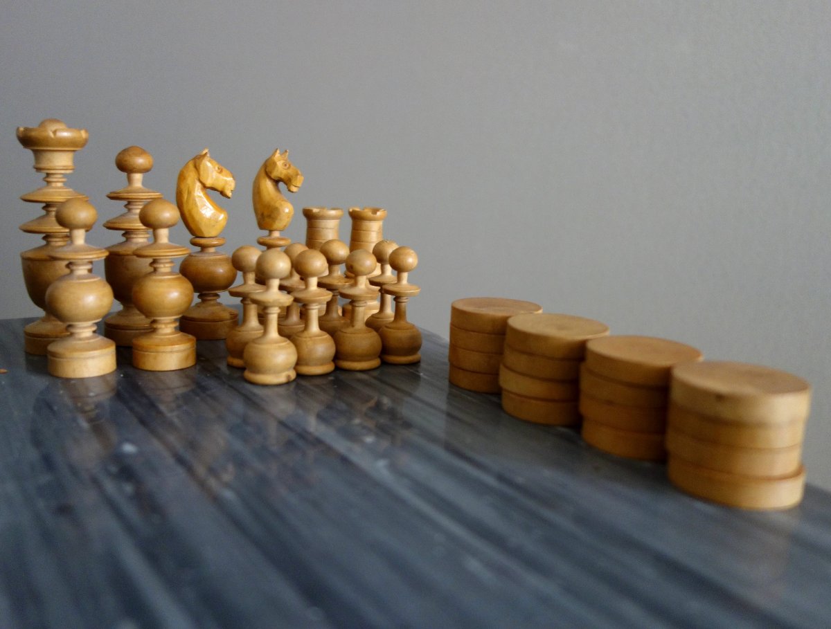 Jeu d'echecs d'époque début 19e en buis tourné et sculpté - idéal complément table tric trac -photo-1