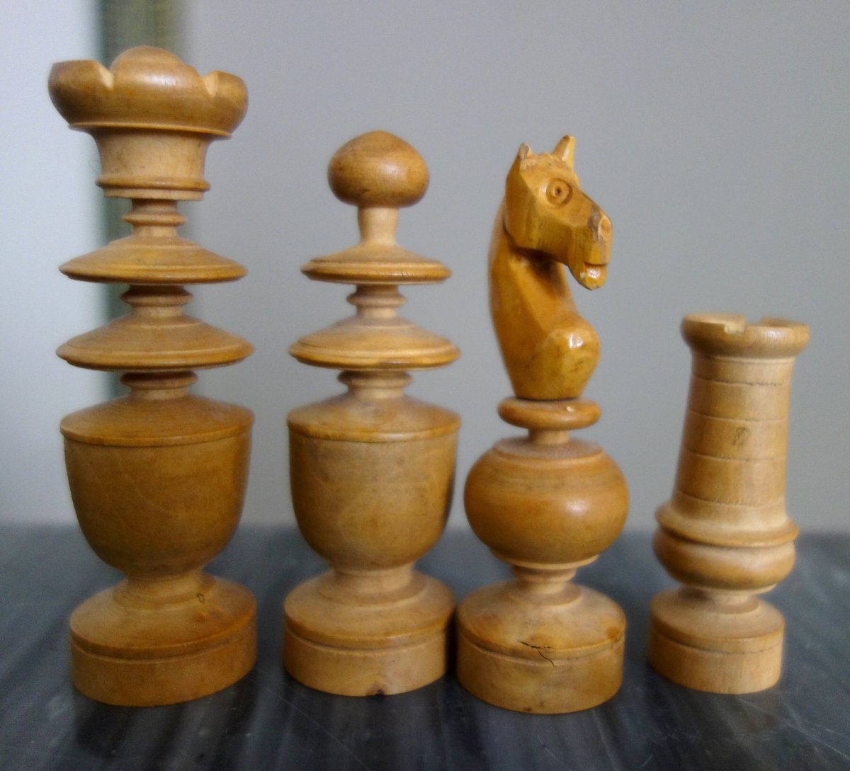 Jeu d'echecs d'époque début 19e en buis tourné et sculpté - idéal complément table tric trac -photo-4