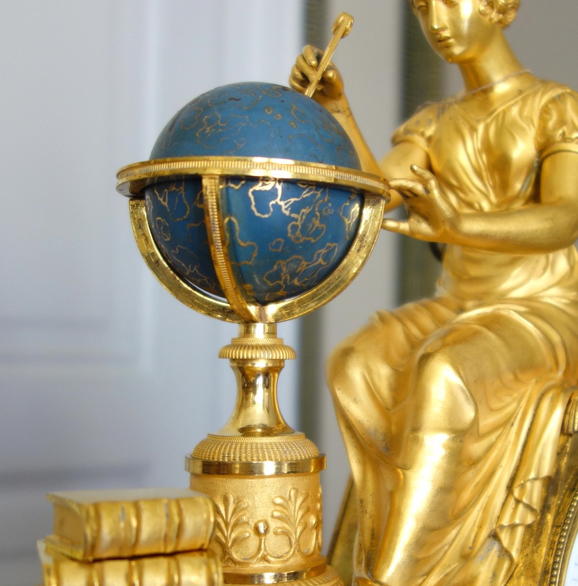 Claude Galle & Piolaine - pendule L'étude de l'Astronomie, bronze doré au mercure ep. Empire -photo-2
