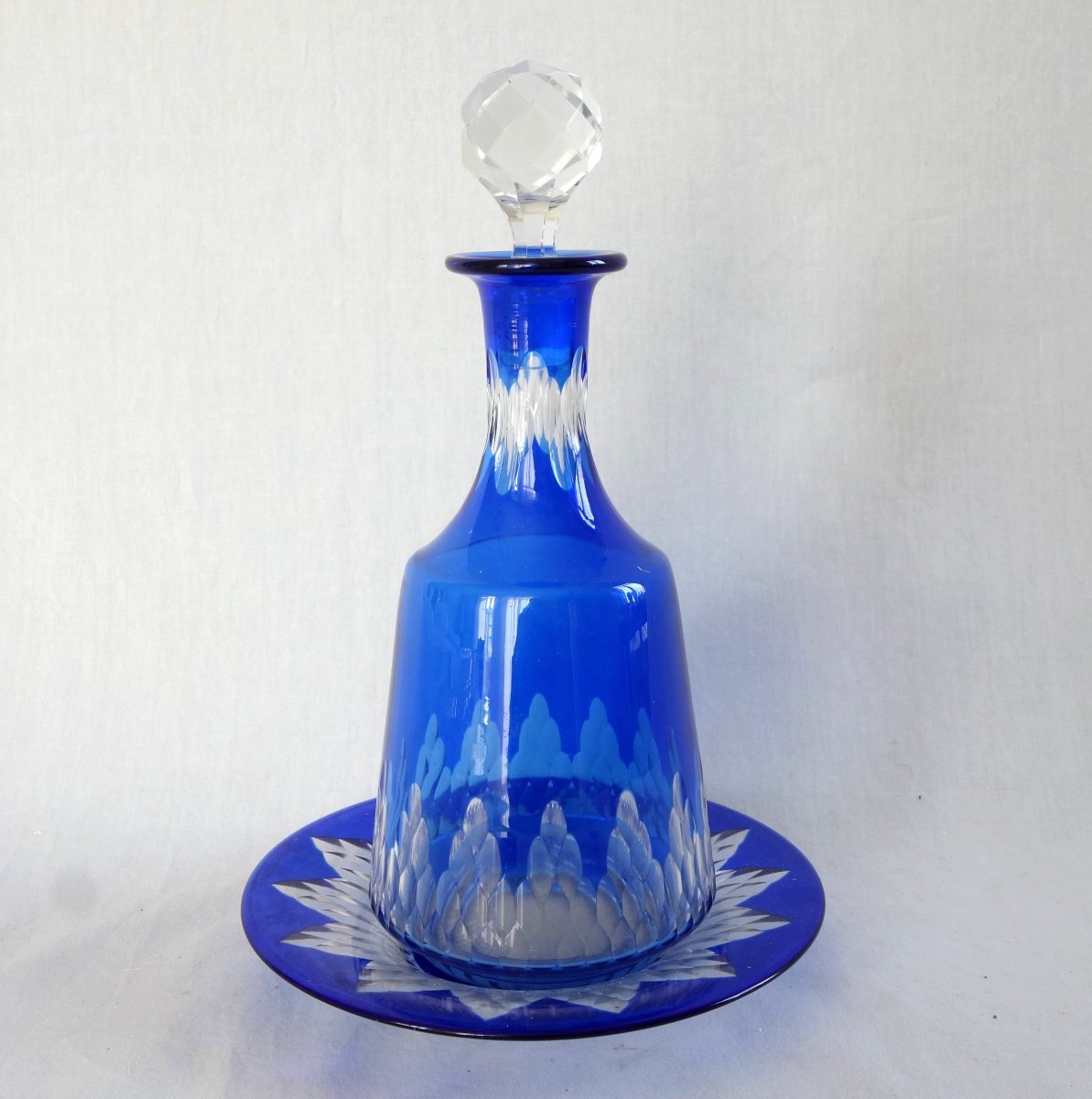 Baccarat Cut Crystal Carafe With Blue Lining And Saucer - Champigny Model-photo-3