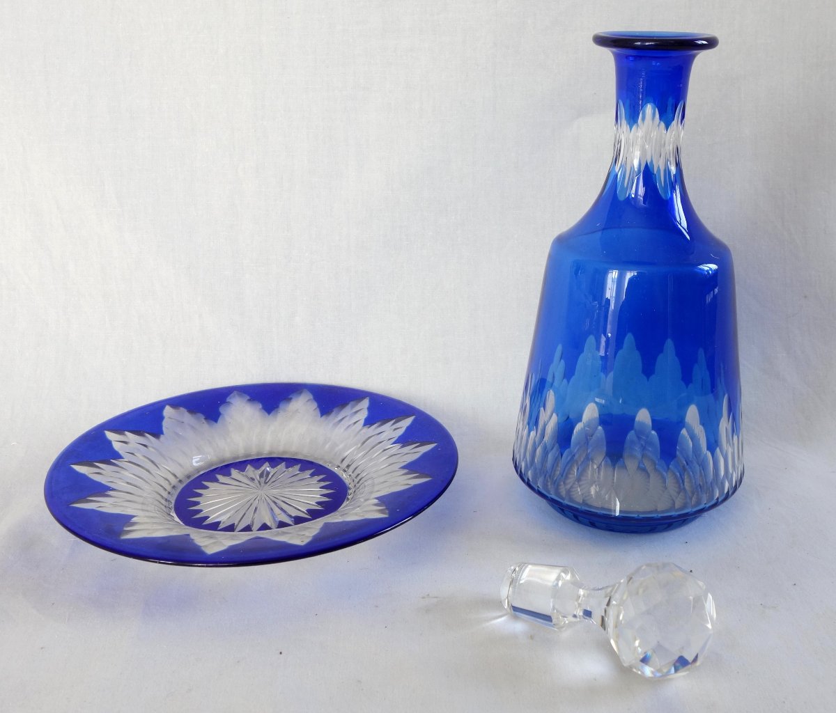 Baccarat Cut Crystal Carafe With Blue Lining And Saucer - Champigny Model-photo-4