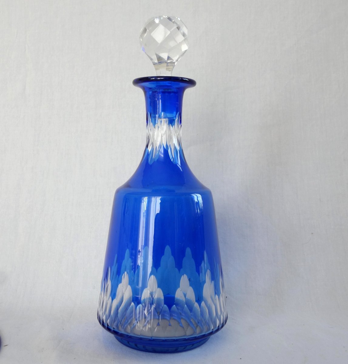 Baccarat Cut Crystal Carafe With Blue Lining And Saucer - Champigny Model-photo-4