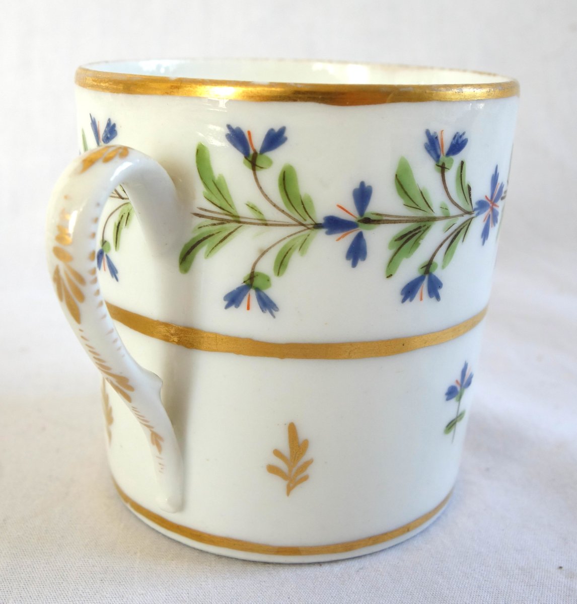Manufacture du Duc d'Angoulême - Tasse litron aux Barbeaux en porcelaine XVIIIe signée-photo-5