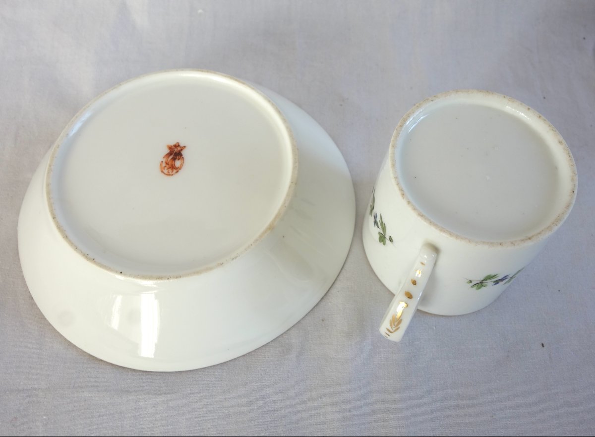 Manufacture du Duc d'Angoulême - Tasse litron aux Barbeaux en porcelaine XVIIIe signée-photo-4