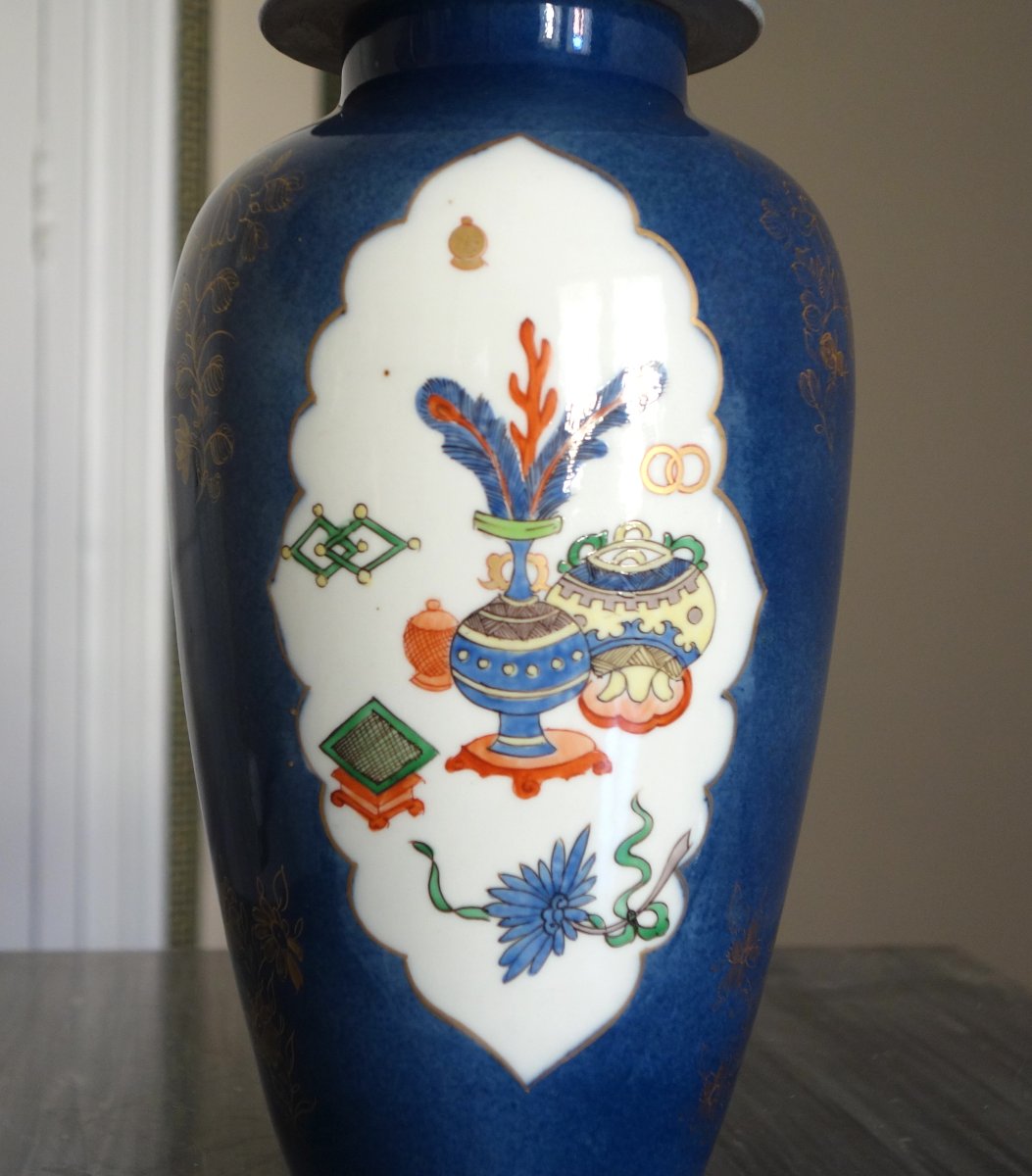 Chine famille rose sur fond bleu - Potiche en porcelaine  début XXe siècle - 29cm-photo-1