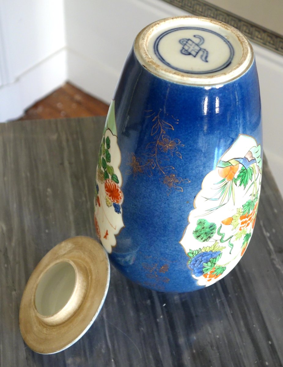 Chine famille rose sur fond bleu - Potiche en porcelaine  début XXe siècle - 29cm-photo-4
