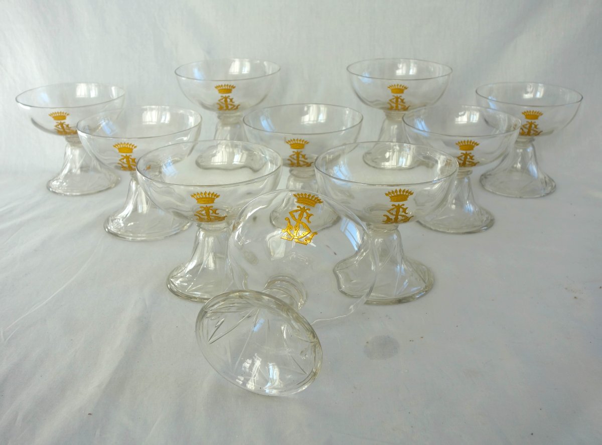 Saint Louis - Set Of 10 Cluny-style Champagne Flutes, Plain With Gold Engraving And A Count's Crown -photo-4