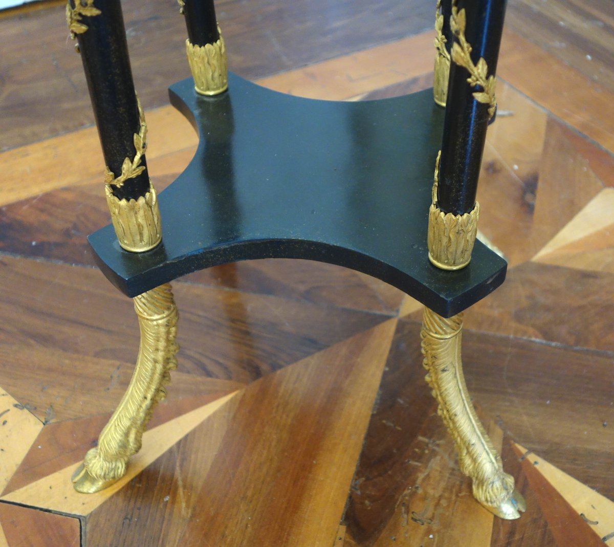 Athenienne-style Pedestal Table In Aventurine Lacquer And Gilded Bronze, Based On A Design By Weisweiler, Circa 1880-photo-4