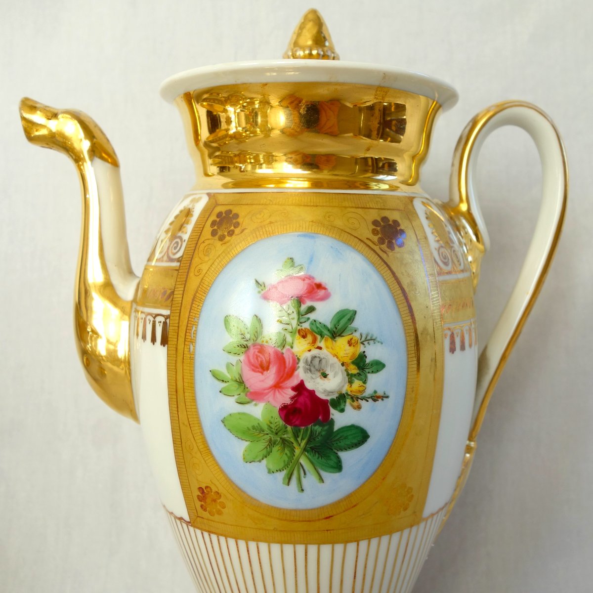 Service à café complet pour 8, porcelaine dorée florale, époque Empire Restauration - 12 pièces-photo-4