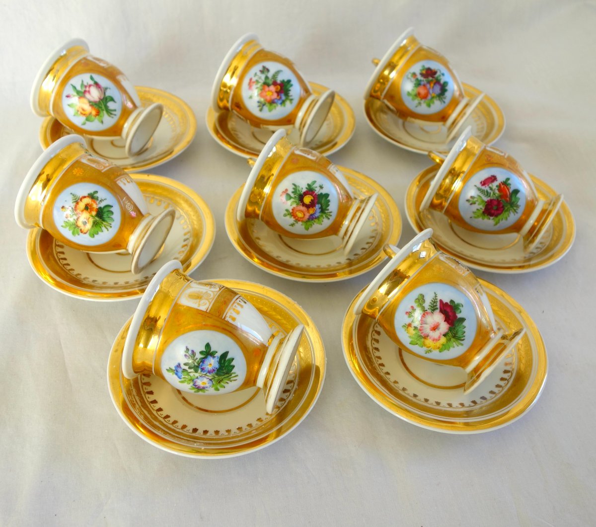 Service à café complet pour 8, porcelaine dorée florale, époque Empire Restauration - 12 pièces-photo-7