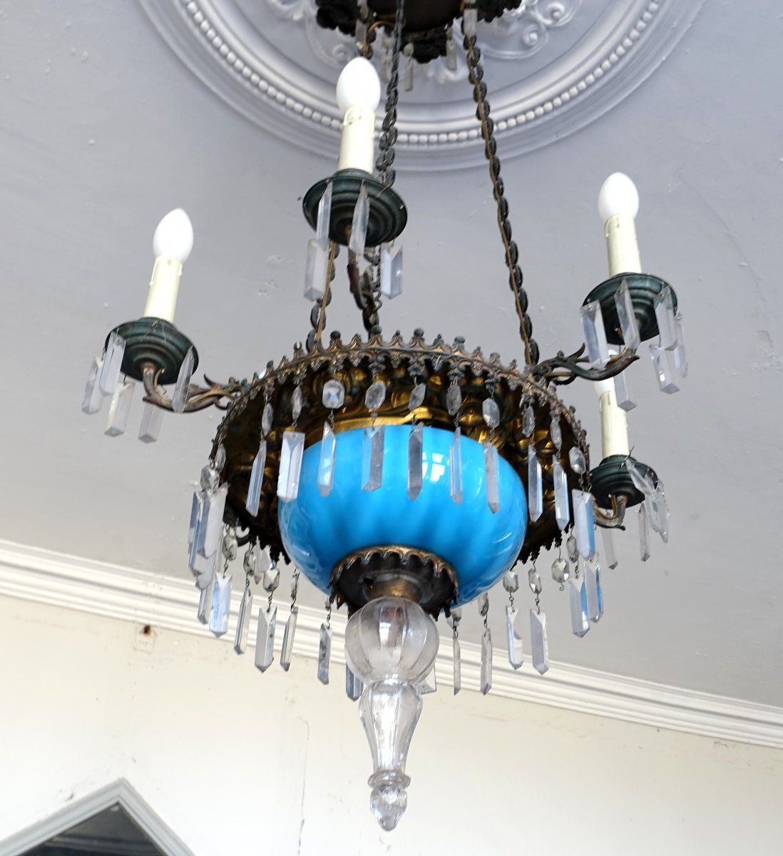 Baccarat - Napoleon III-era Crystal And Opaline Chandelier-photo-1