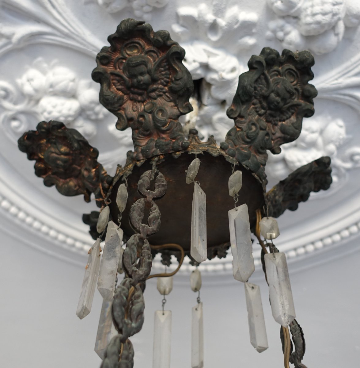 Baccarat - Napoleon III-era Crystal And Opaline Chandelier-photo-4