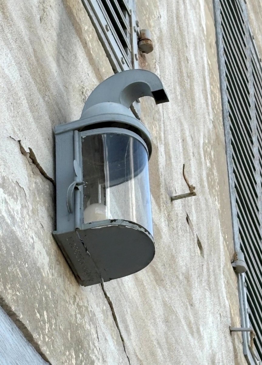 Lanterne en casque à l'antique, pour extérieur château ou intérieur, début 19e siècle-photo-5