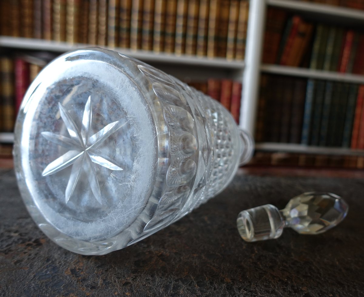 Le Creusot : carafe à vin / carafe à whisky taillée, époque Empire Restauration vers 1810 - 20-photo-8