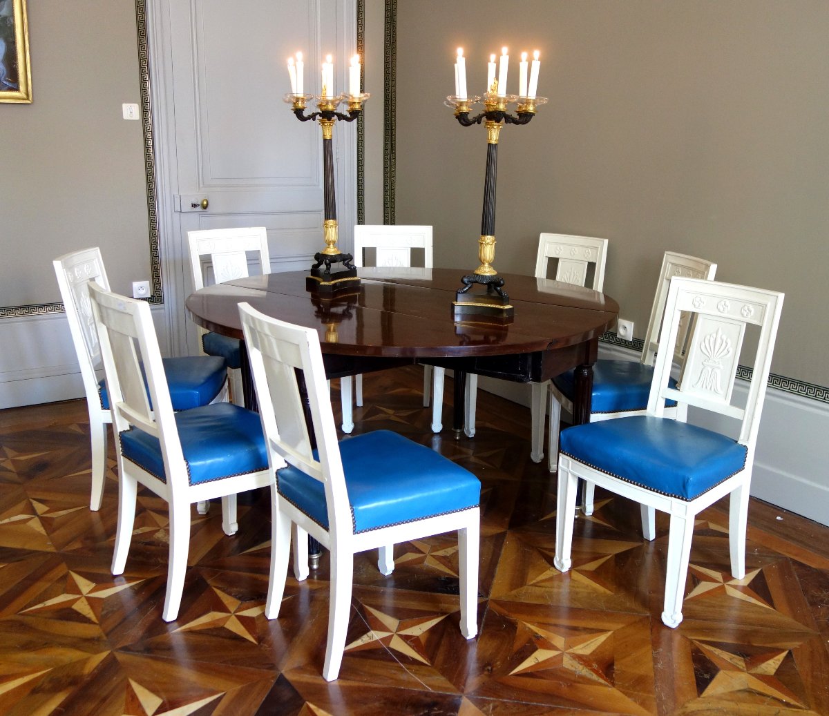 Suite de 8 chaises de salle à manger en bois laqué d'époque Empire-photo-7
