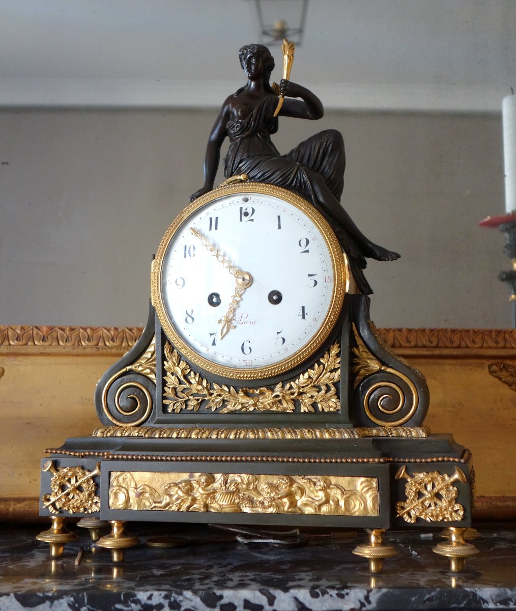 Louis XVI-era Clock In Patinated And Gilded Bronze—an Allegory Of Love, Late 18th Century