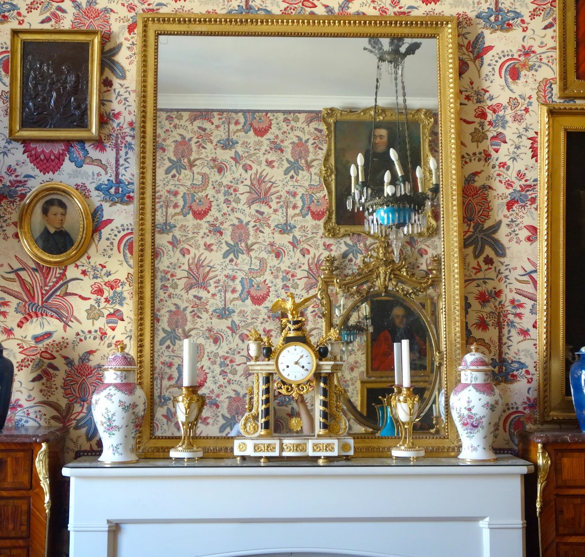 Grand miroir de cheminée Louis XVI  doré à l'a feuille d'or, glace au mercure - 145cm x 107cm-photo-7