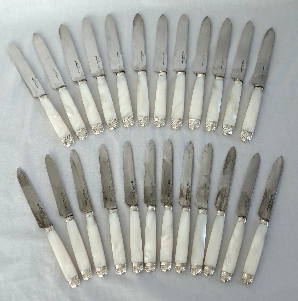 A 12-piece Knife Set In Solid Silver And Mother-of-pearl, Signed By Comte Coustelier De La Reine