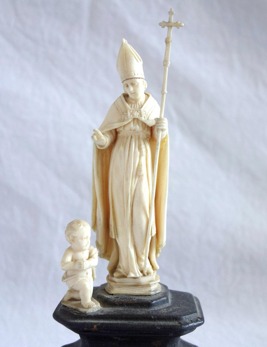 Dieppe - Statue en ivoire très finement sculpté de Saint Blaise - époque 18e ou 19e siècle-photo-1