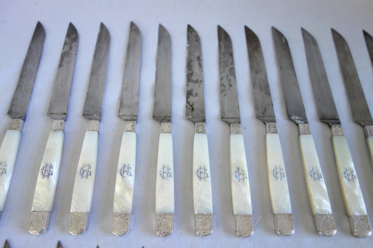 Classic-style 12-piece Knife Set In Solid Silver And Mother-of-pearl: Louis XIV, Louis XVI, Empire-photo-3